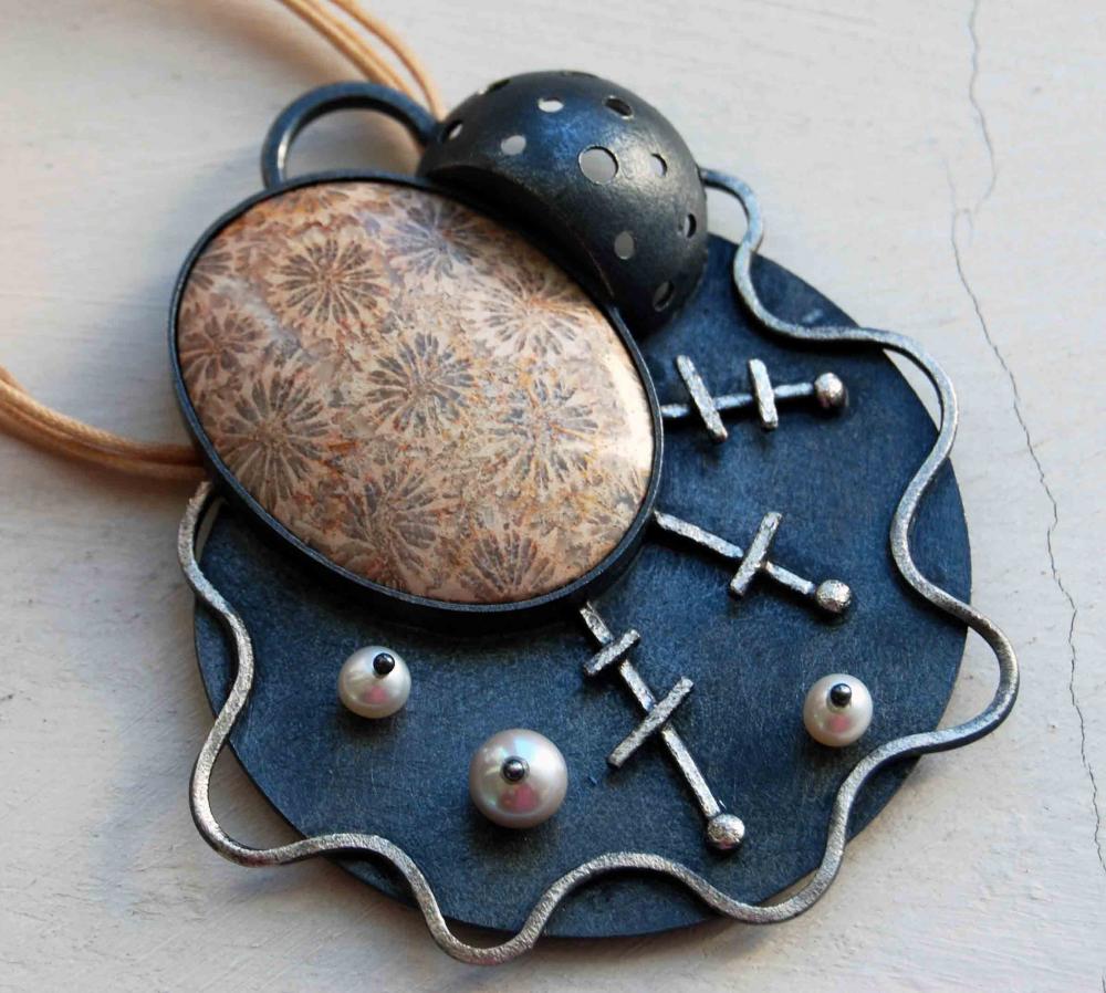 Oxidized Sterling Silver Pendant-brooch. Fossilized Coral. Cultured Pearls. Ooak. Criaturas Marinas Pendant. Handmade By Maria Goti Joyas.